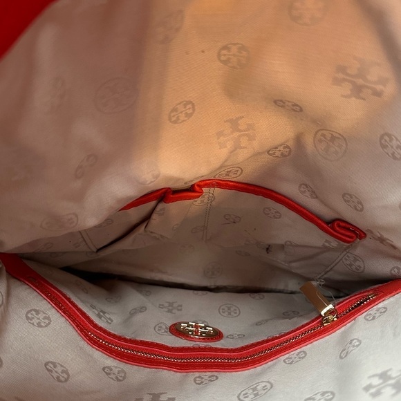 Tory Burch Amanda fold over bag crossbody or clutch gold hardware - Picture 6 of 9